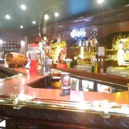 Hotel Jeanne D'arc 3*