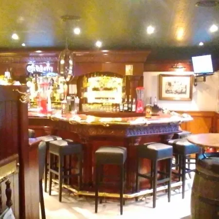 Hotel Jeanne D'arc Saint-Chély-dʼApcher