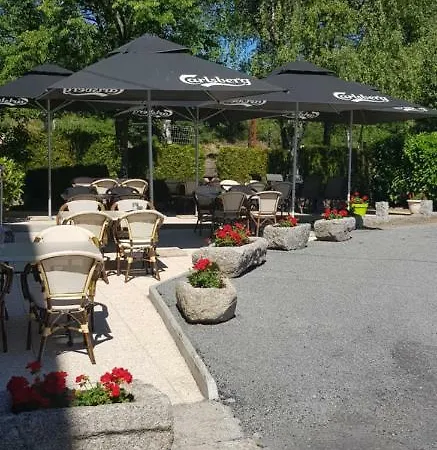 Hotel Jeanne D'arc Saint-Chély-dʼApcher